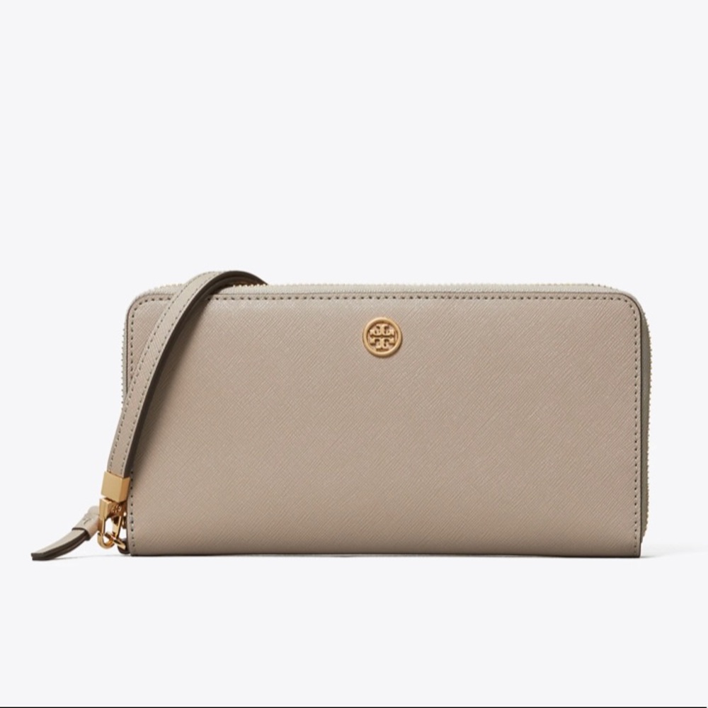 Tory Burch Robinson Passport Continental Wallet
